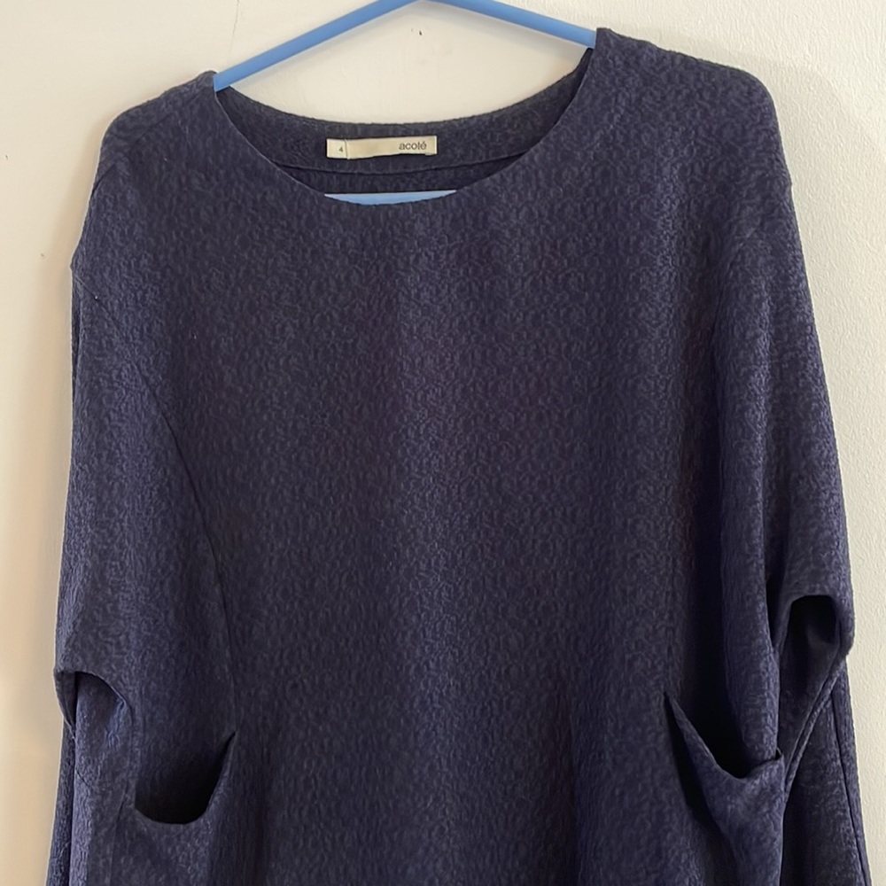 Acoté Textured Top - Picture 9 of 9